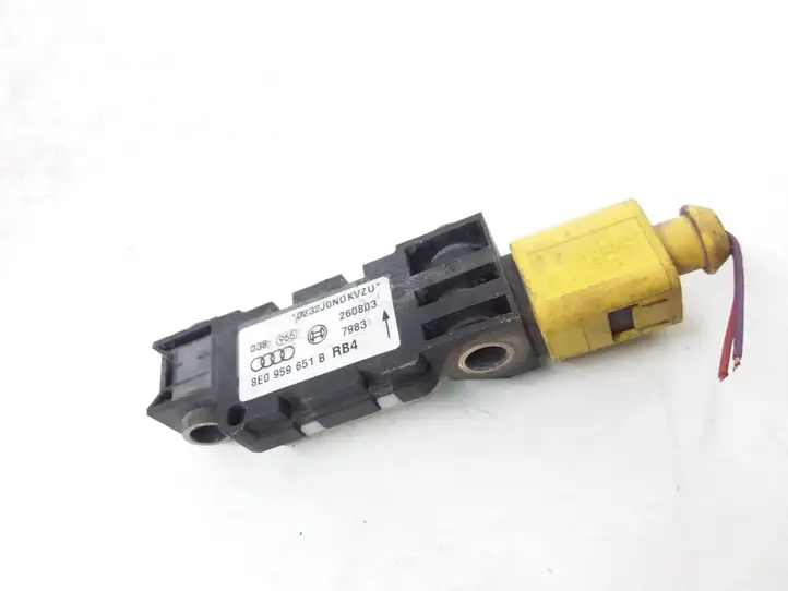 Audi A4 S4 B6 8E 8H (2000 - 2006) 8E0959651B Датчик удара SRS — фото 1