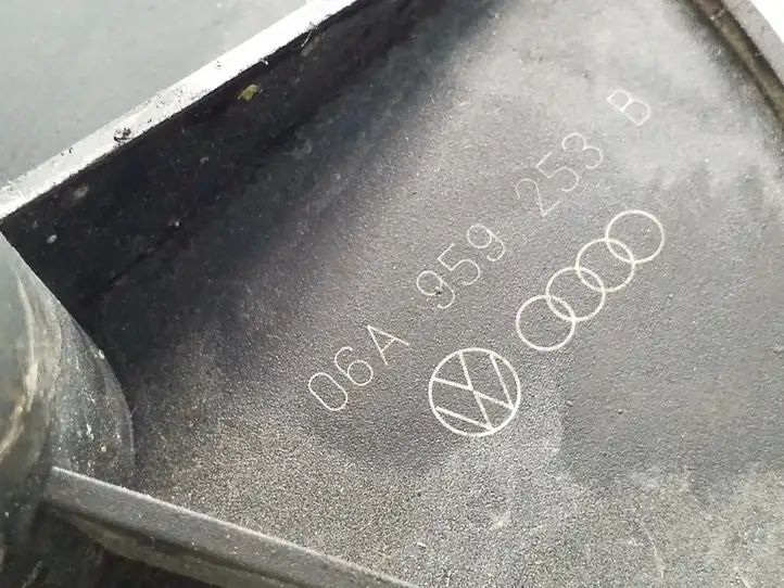 Volkswagen Fox (2005 - 2009) 06A131333C Насос вторичного воздуха — фото 6