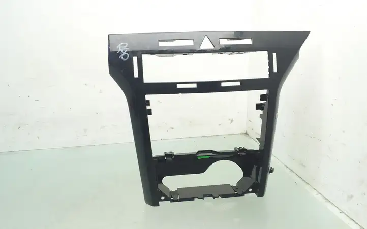 Opel Astra H (2004 - 2009) 331985437 Центральная отделка панели приборов — фото 1
