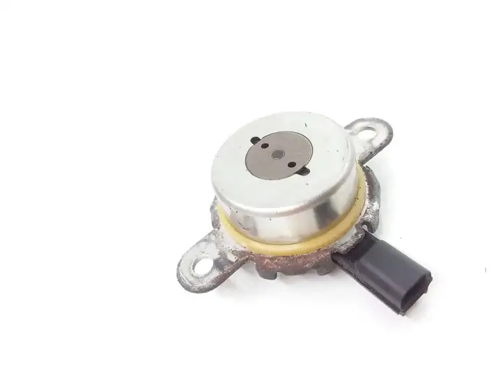 Subaru Impreza IV (2013 - 2016) 15307093503 Датчик давления масла двигателя — фото 1