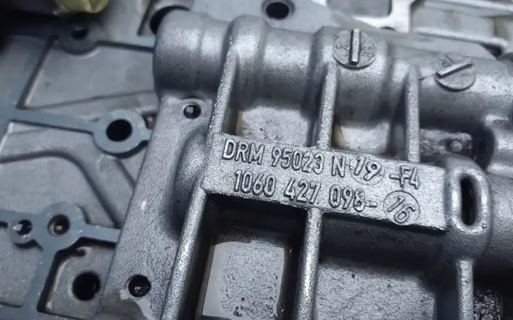 Audi A4 S4 B6 8E 8H (2000 - 2006) 1060427098 Механизм переключения передач КПП (в коробке) — фото 1