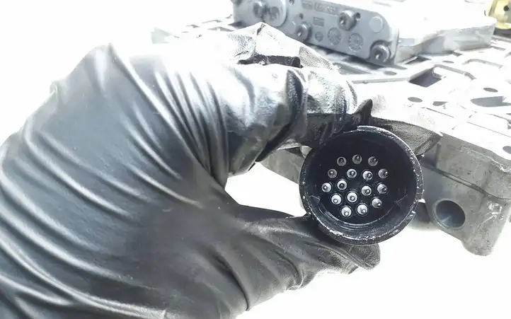 Audi A4 S4 B6 8E 8H (2000 - 2006) 1060427098 Механизм переключения передач КПП (в коробке) — фото 3