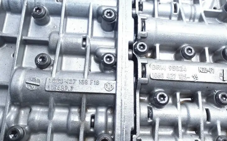 Audi A4 S4 B6 8E 8H (2000 - 2006) 1060427098 Механизм переключения передач КПП (в коробке) — фото 7