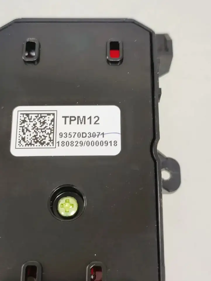 Hyundai Tucson TL (2015 - ) 93570D3071 Блок кнопок стеклоподъемников — фото 4