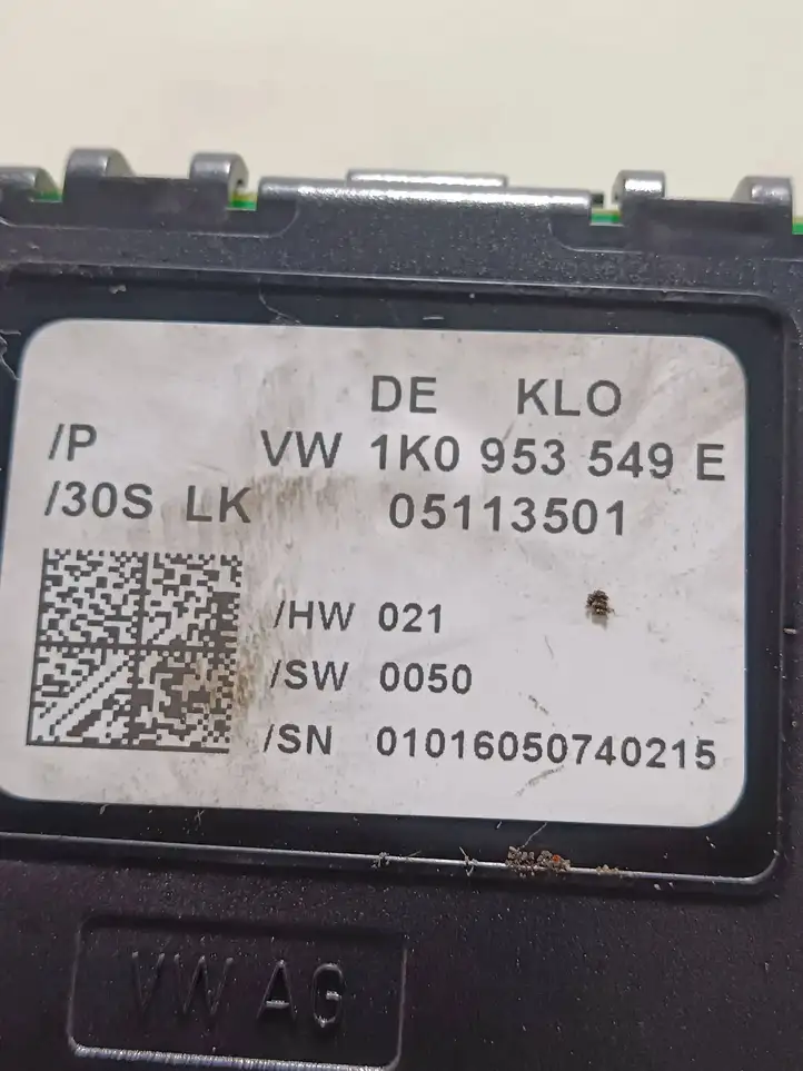 Audi A3/S3 8P (2004 - 2008) 1K0953549E Датчик угла поворота руля — фото 4