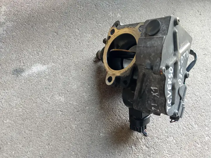 Toyota Corolla Verso E121 (2001 - 2004) 8967221020 Дроссельная заслонка — фото 4