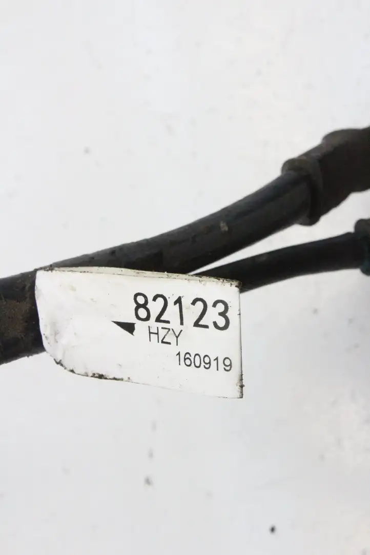 Toyota Prius (XW50) (2015 - ) 8212347060 Минусовой провод аккумулятора — фото 5