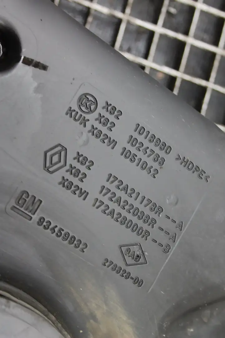 Renault Trafic III (X82) (2014 - ) 172A21178R Насос AdBlue — фото 6