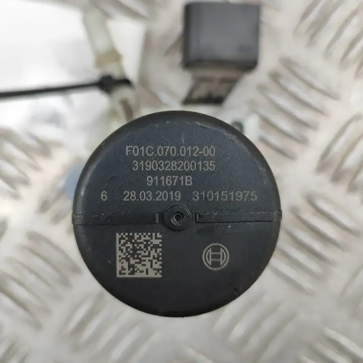 Seat Tarraco F01C250148 Насос AdBlue — фото 10