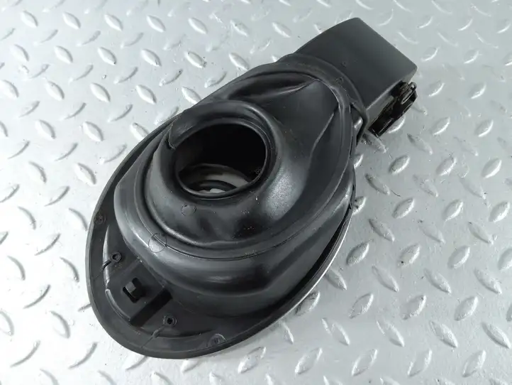 Mercedes-Benz R W251 (2005 - 2013) A2516300167 Крышка топливного бака — фото 10
