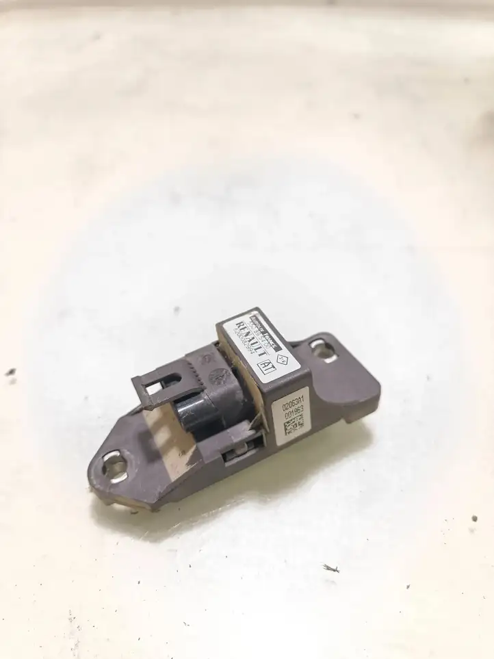 Renault Scenic I (1996 - 2003) 8200082994 Датчик удара SRS — фото 1