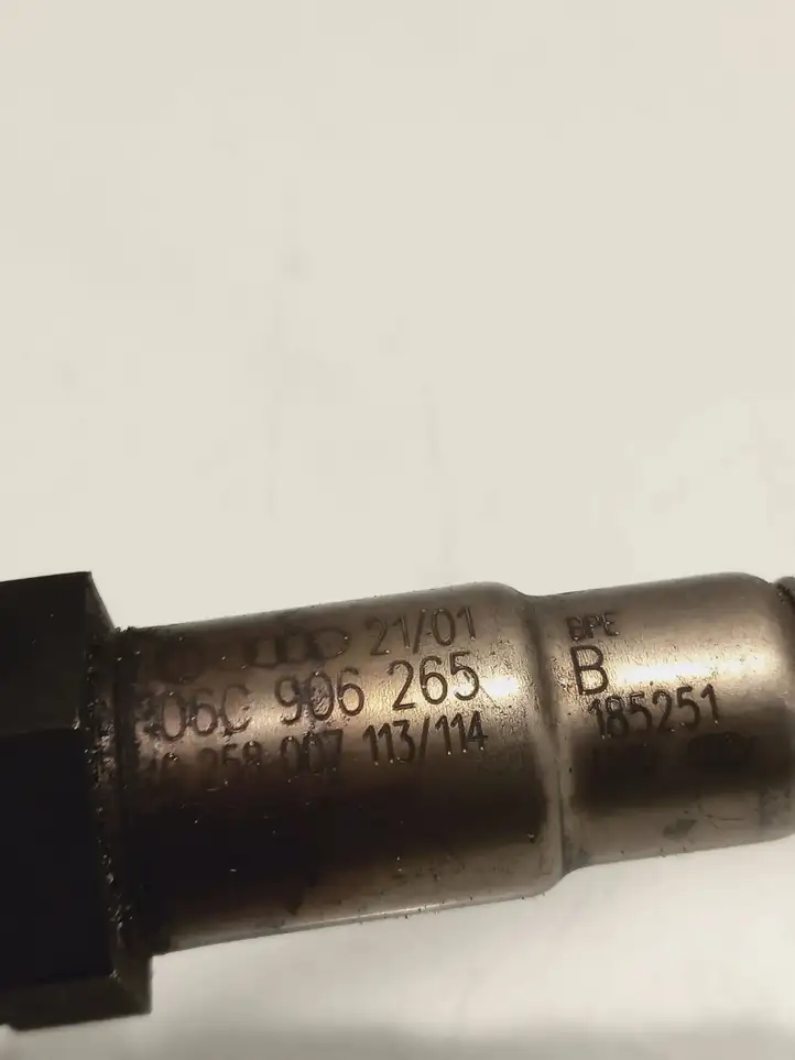 Audi A4 S4 B6 8E 8H (2000 - 2006) 06c906265b Лямбда-зонд — фото 4