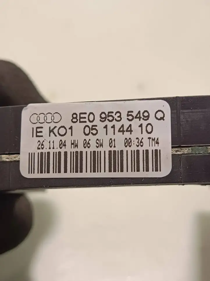 Audi A4 S4 B7 8E 8H (2004 - 2009) 8E0953549Q Датчик угла поворота руля — фото 4