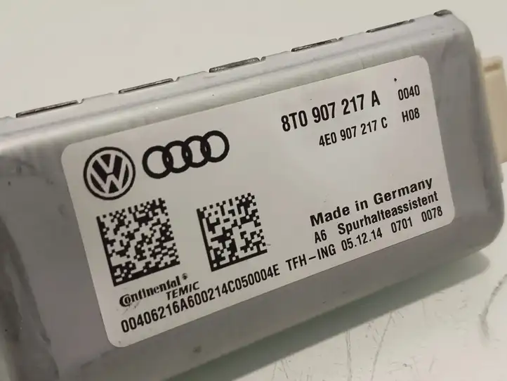 Audi A4 S4 B8 8K (2011 - 2015) 8T0907217A Камера в лобовом стекле — фото 4