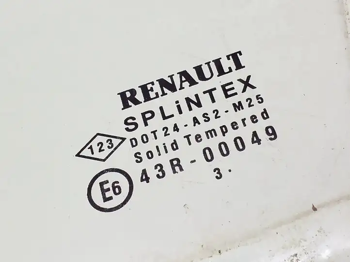 Renault Scenic II - Grand scenic II (2003 - 2006) 43R00049 Форточка двери — фото 2