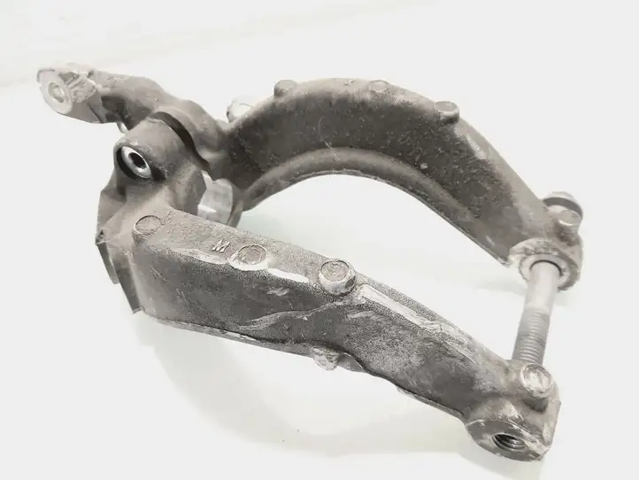 Volvo S90, V90 (2016 - 2020) 31681721 Нижний кронштейн амортизатора — фото 2