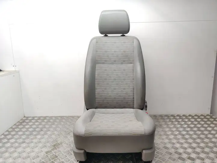 Volkswagen Transporter - Caravelle T5 (2009 - 2015) Переднее сиденье пассажира — фото 3