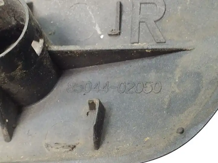 Toyota Auris 150 (2006 - 2012) 8504402050 Крышка омывателя фар — фото 3