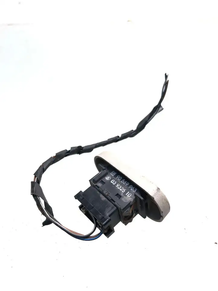 Opel Astra G (1998 - 2004) 90569963 Включатель раздвижной крыши — фото 3