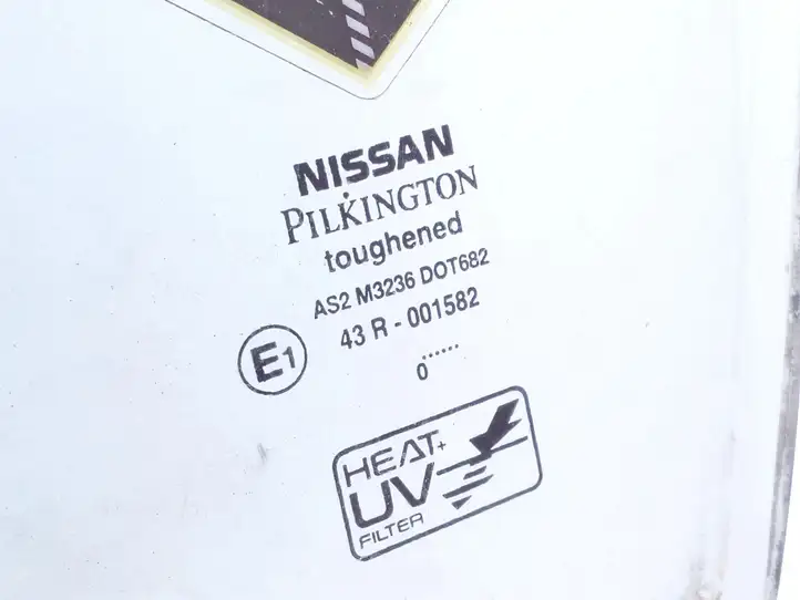Nissan Almera N16 (2000 - 2010) AS2 Стекло передней двери — фото 2