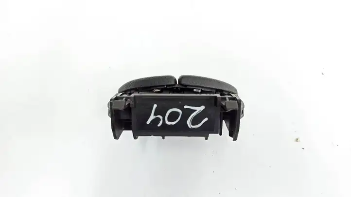 Mercedes-Benz C W204 (2007 - 2014) A2116800784 Кнопка бардачка — фото 2