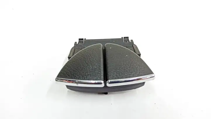 Mercedes-Benz C W204 (2007 - 2014) A2116800784 Кнопка бардачка — фото 14