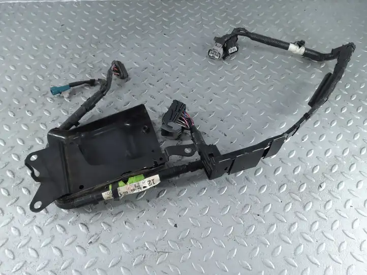 Toyota Land Cruiser (J150) (2009 - ) 8216960120C Прочие детали системы AdBlue — фото 5
