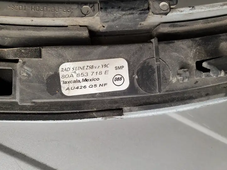Audi Q5 SQ5 (2017 - ) 80A853718E Молдинг крыла — фото 2