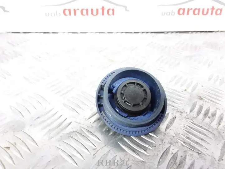 Volkswagen Bora (1998 - 2005) 1J0121321B Крышка расширительного бачка — фото 2