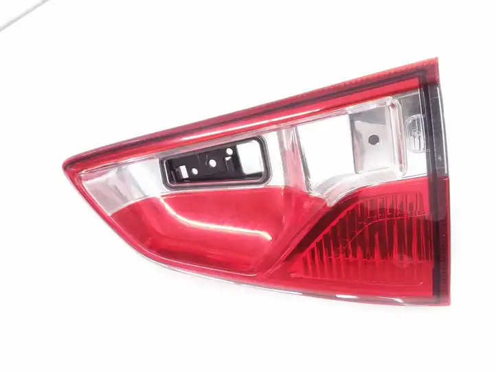 Ford Ecosport (2013 - 2018) CN15N224A37AB Задний фонарь в крышке багажника — фото 1