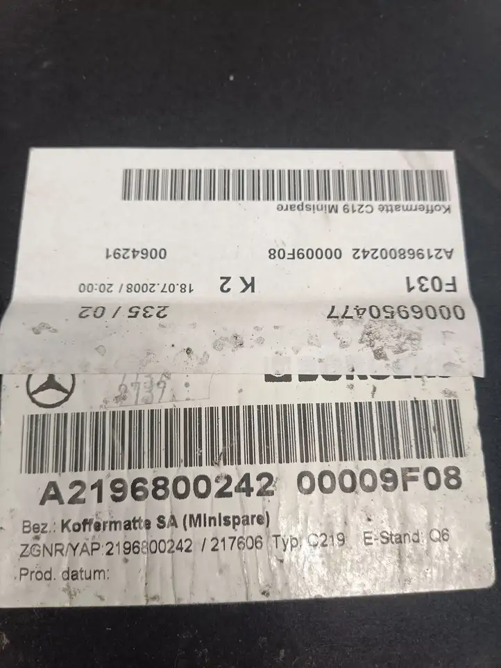 Mercedes-Benz CLS C219 (2003 - 2011) A2196800242 Пол багажника — фото 2