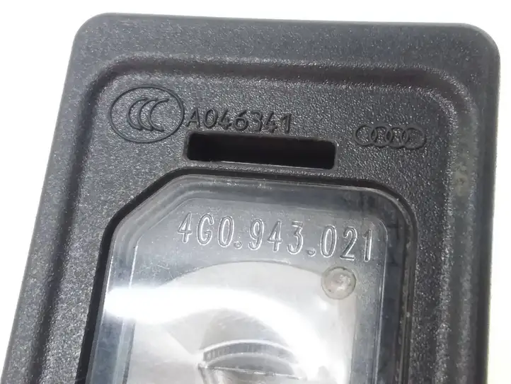 Audi A1 (2010 - 2014) 4G0943021 Подсветка номера — фото 3