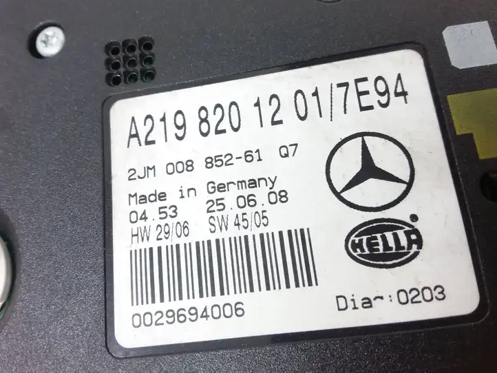 Mercedes-Benz CLS C219 (2003 - 2011) A2198201201 Передняя подсветка — фото 4