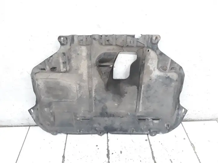 Volvo V50 (2008 - 2012) 3M51R6P013C Защита двигателя — фото 2