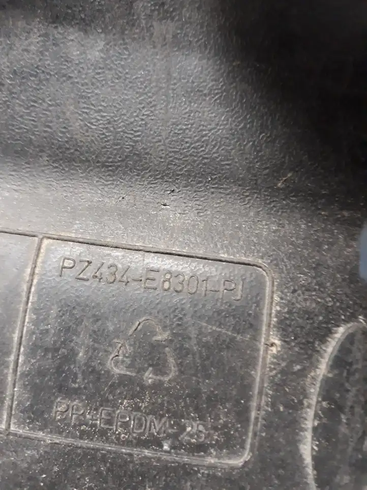 Toyota Avensis T250 (2006 - 2009) PZ434E8301PJ Резиновый коврик багажника — фото 3