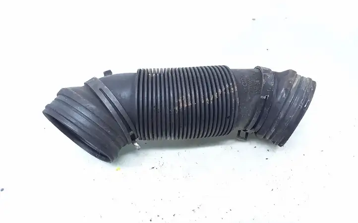 Volkswagen PASSAT B6 (2005 - 2010) 1K0129684L Детали воздухозаборника — фото 1