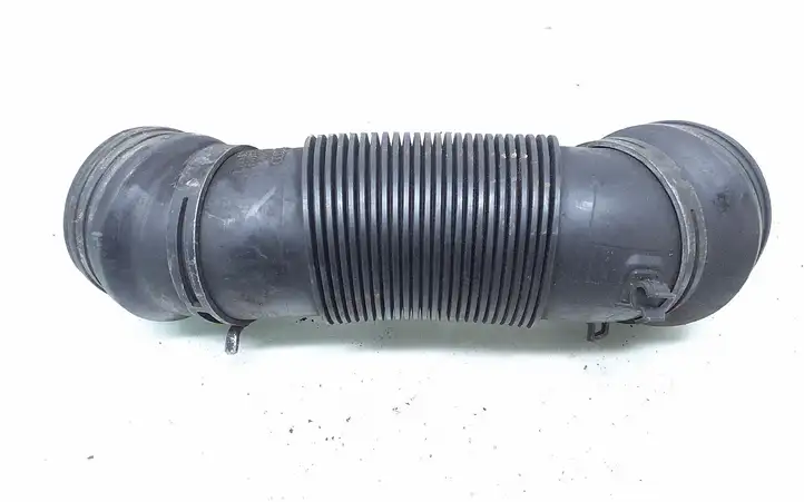 Volkswagen PASSAT B6 (2005 - 2010) 1K0129684L Детали воздухозаборника — фото 2