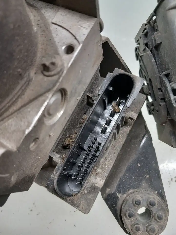Renault Scenic II - Grand scenic II (2003 - 2006) 8200038695 ABS блок — фото 4