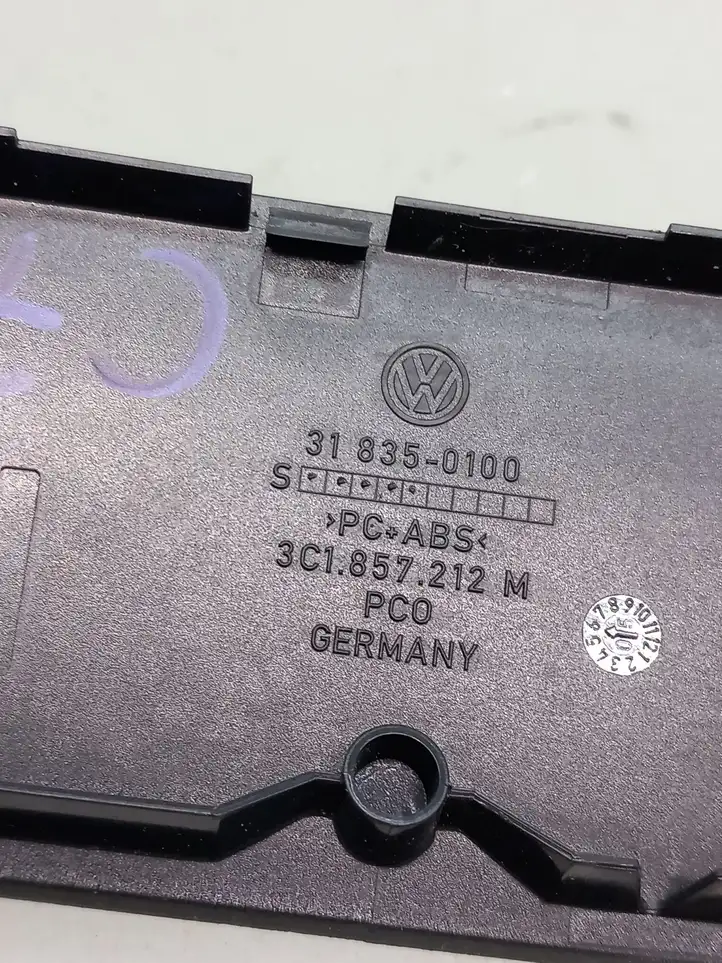 Volkswagen PASSAT B6 (2005 - 2010) 3C1857212M Декоративная планка — фото 4
