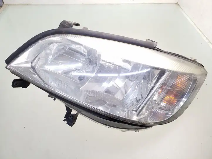 Opel Zafira B (2003 - 2006) 89100054 Передняя фара — фото 1