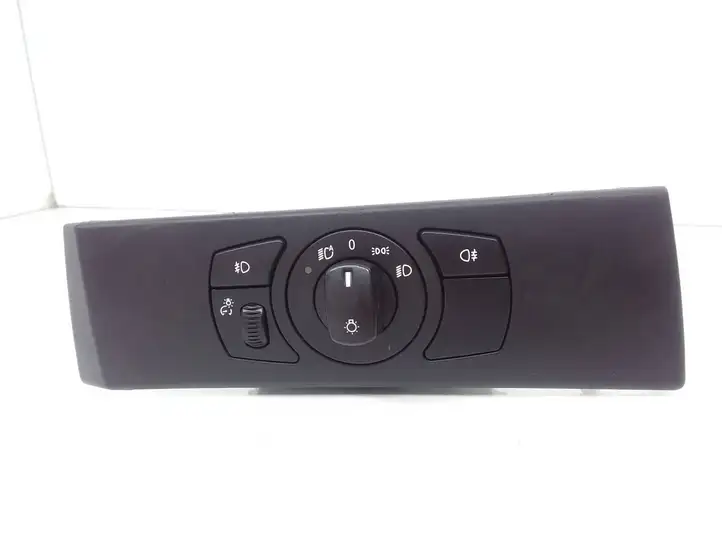 BMW 5 E60 E61 (2004 - 2010) 6953735 Включатель фонарей — фото 1