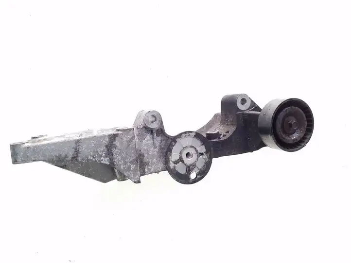Ford Mondeo MK IV (2007 - 2014) 7G9Q10K018AA Кронштейн генератора — фото 3