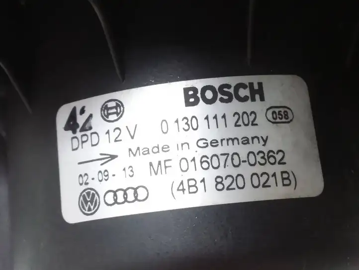 Audi A6 S6 C5 4B (2001 - 2004) 4B1820021B Вентилятор печки — фото 2