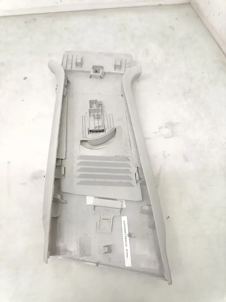 Volkswagen Tiguan (2007 - 2011) 5N0867244B Верхняя обшивка стойки B — фото 2