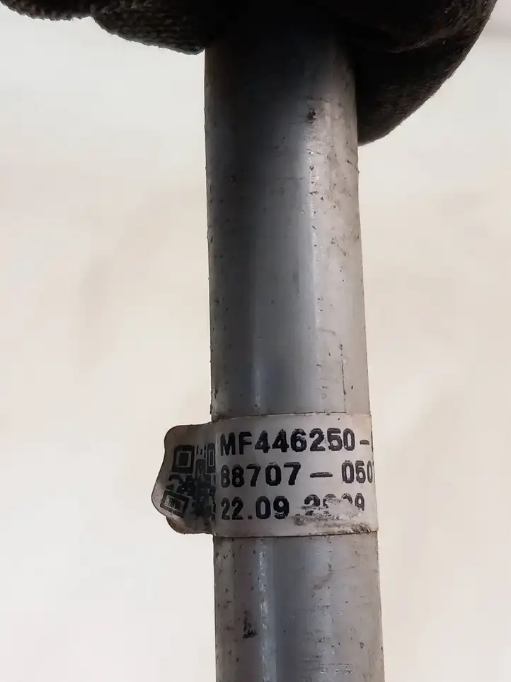 Toyota Avensis T270 (2009 - 2012) 8870705070a Трубки и шланги кондиционера — фото 4