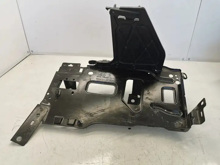 Peugeot 308 (2021 - ) 9815288480 Площадка аккумулятора — фото 1