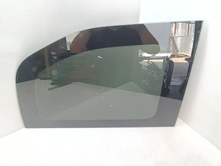 Citroen Berlingo (2012 - 2015) 43R-000015 Заднее боковое стекло — фото 1