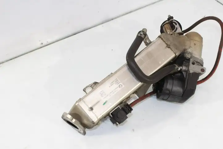 BMW 3 F30 F35 F31 (2012 - 2018) 7810751 Охладитель клапана EGR — фото 3