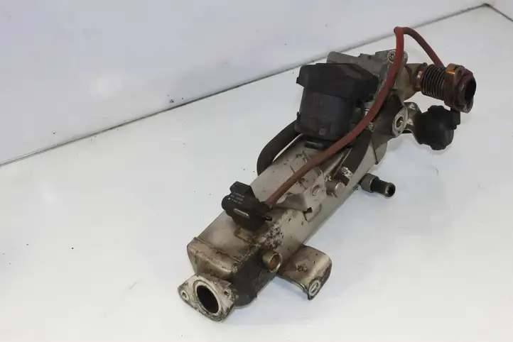 BMW 3 F30 F35 F31 (2012 - 2018) 7810751 Охладитель клапана EGR — фото 4