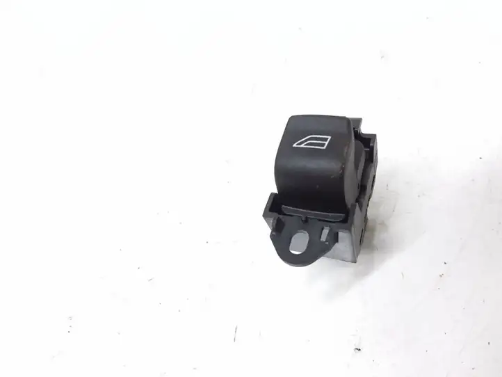 Volvo V50 (2004 - 2008) Кнопка стеклоподъемников — фото 1